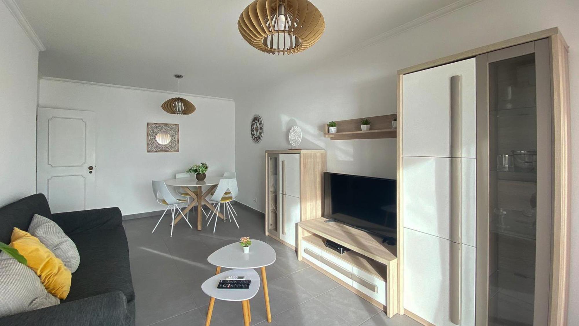 Quarteira Frente Praia II By Homeslow Rentals Exterior foto